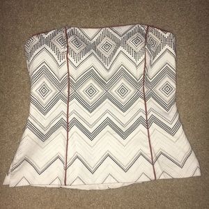 WHITE HOUSE BLACK MARKET top